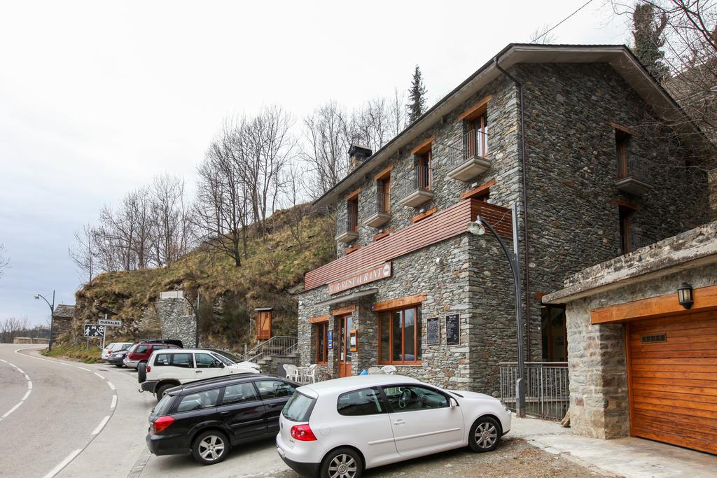 Hostal Les Roquetes Queralbs Eksteriør bilde
