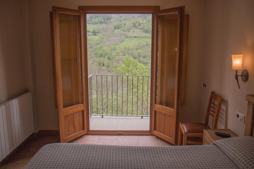 Hostal Les Roquetes Queralbs Eksteriør bilde